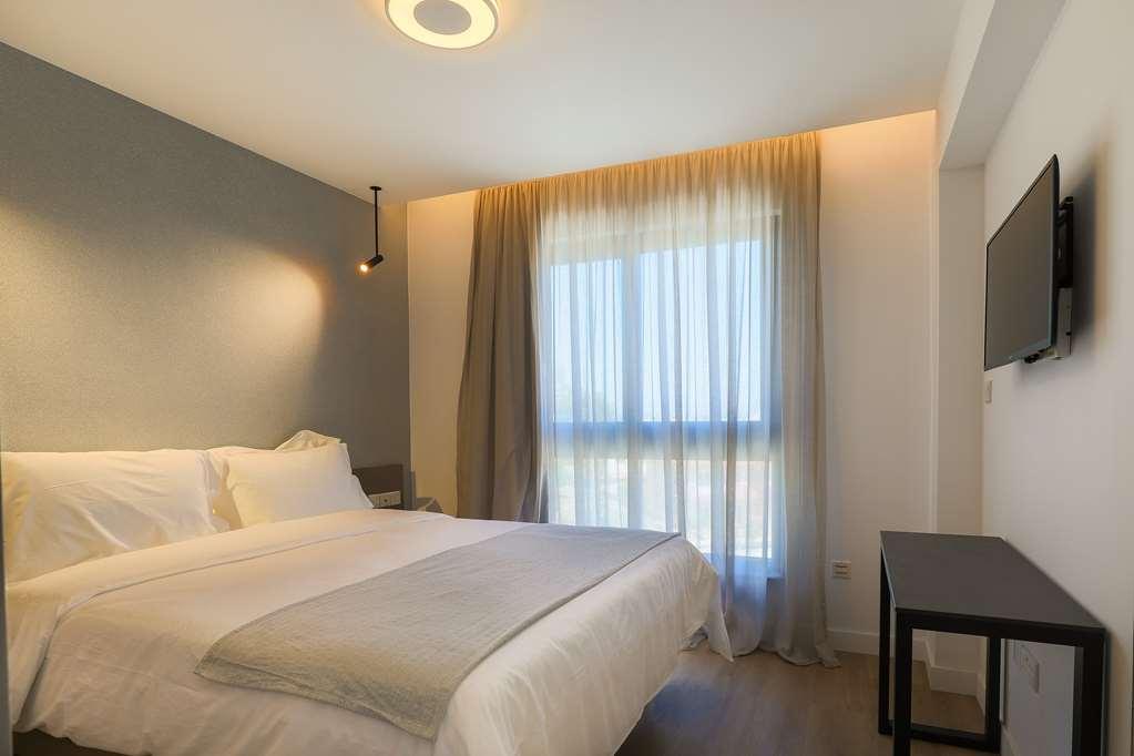 Quality Lodge, BW Premier Collection Larnaca Cameră foto